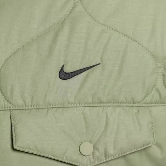 Nike Oversized Quilted Coat NWT - Picture 4 of 15